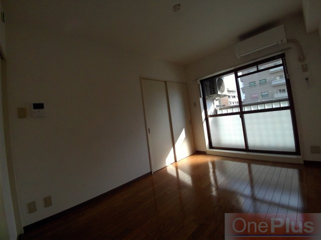 グランペール六甲の居間・リビング