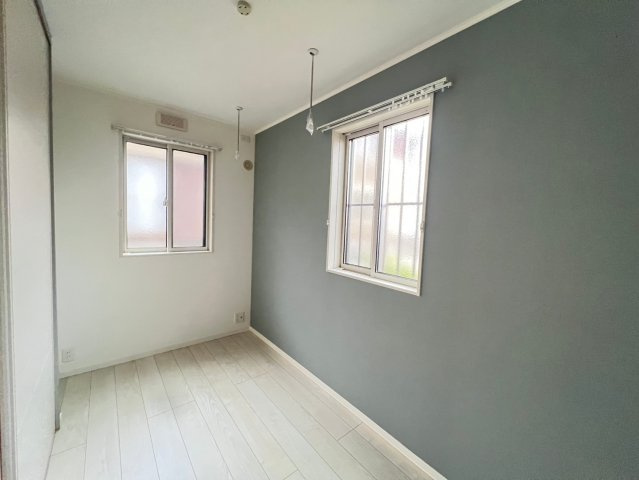 メゾンシュクレの洋室|清潔感もあります