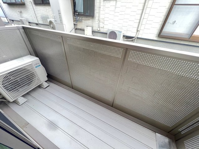 メゾンシュクレのバルコニー|広いバルコニーです