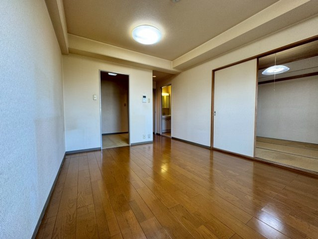 朝日パリオ狭山の居間・リビング