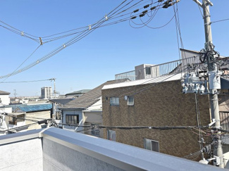 【バルコニー】 | 針中野３丁目　新築一戸建 | 南面ワイドバルコニーです！洗濯物の多い日も安心ですね♪２面バルコニーですので、洗濯物の多い日も安心です！