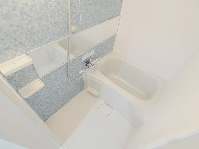 アドバンス矢野西　A棟の浴室