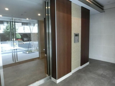 【エントランス】 | ラクラス両国