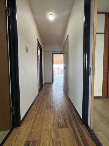 瑞穂スカイマンションの玄関