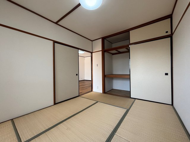 瑞穂スカイマンションの和室