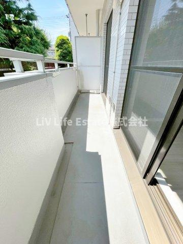 清水マンションのバルコニー