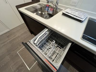 【トイレ】 | メゾンエレガンス | 新築の為、参考写真になります。