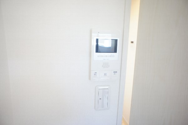 【セキュリティ】 | ＰＲＩＭＥ　ＶＥＣＴＯＲ | TV付きインターホンでセキュリティ面も安心です
