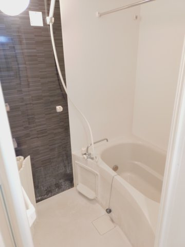 【浴室】 | ＰＲＩＭＥ　ＶＥＣＴＯＲ | ゆっくり足をのばして入れます