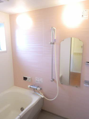 シャーメゾン頓野 B棟の浴室