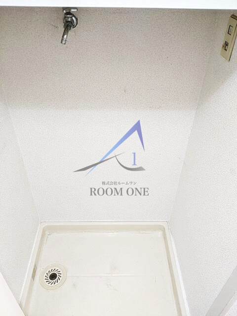 トップ早稲田の設備|洗濯機置き場です。