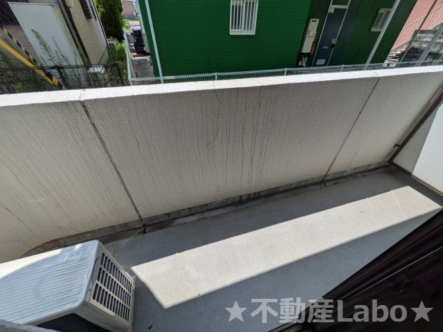 ウエストハイツのバルコニー