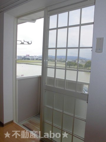 サンシェ－ルBのバルコニー