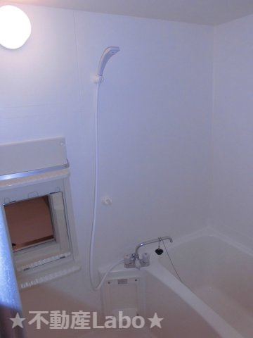 サンシェ－ルBの浴室