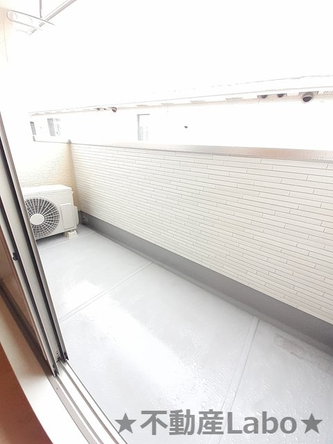 サン ウィステリア Ⅱのバルコニー