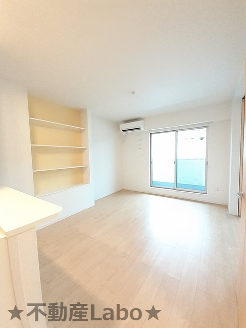 サン ウィステリア Ⅱ