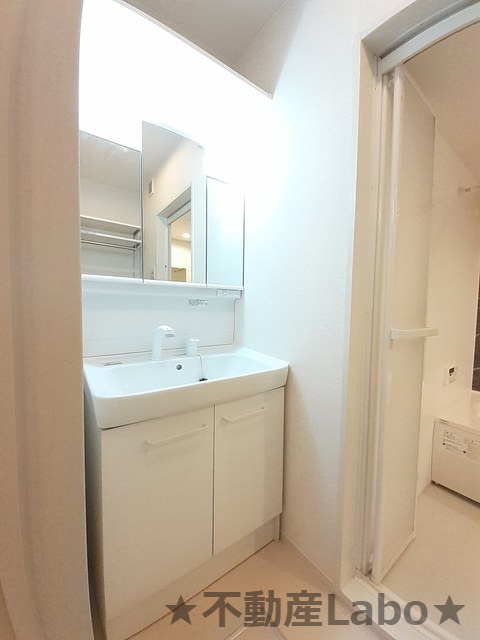 サン ウィステリア Ⅱの洗面所