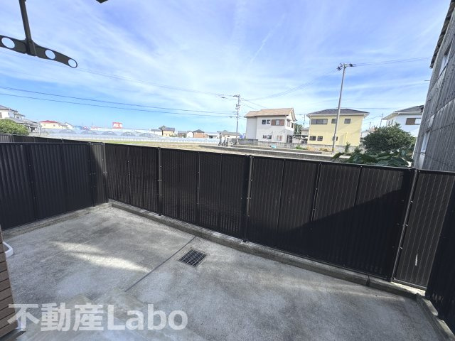 メゾンTAKEのバルコニー