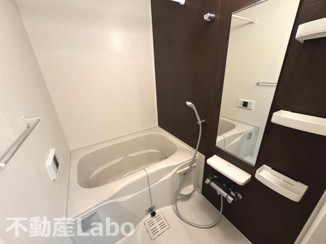 メゾンTAKEの浴室