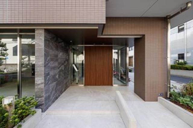 リブ　ガーデン　吾妻橋のエントランス