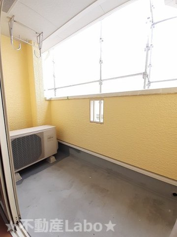 エテルノ Bのバルコニー