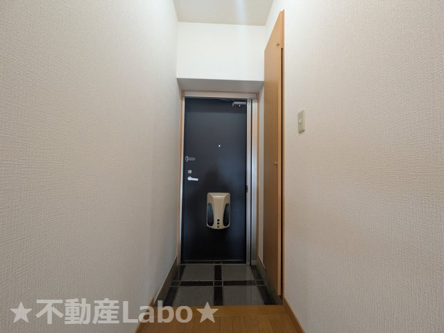 フォーユーサンライズ　の玄関