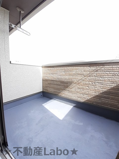 アンドゥトロワ Ⅰerのバルコニー