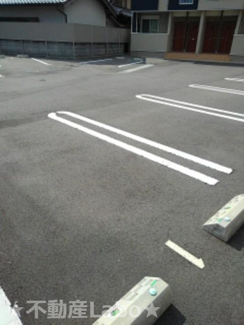 カーサ・ソラーナの駐車場