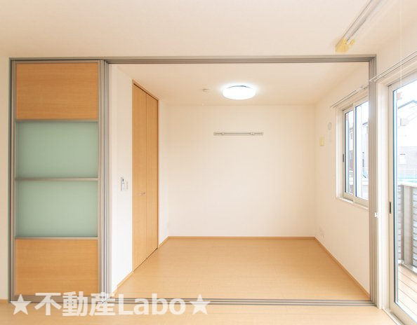 ヴィラセゾンⅥ