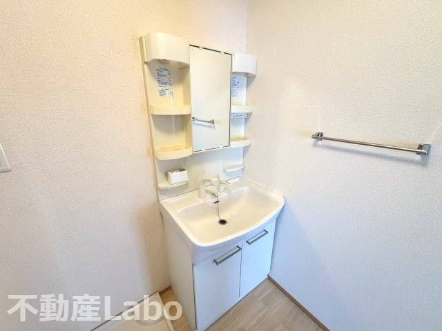 板野郡松茂町笹木野字八北開拓のアパートの洗面所