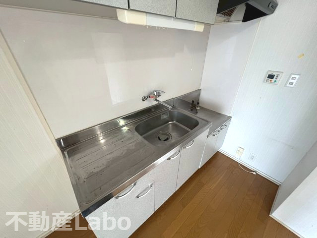 フクポンファミリーマンションのキッチン