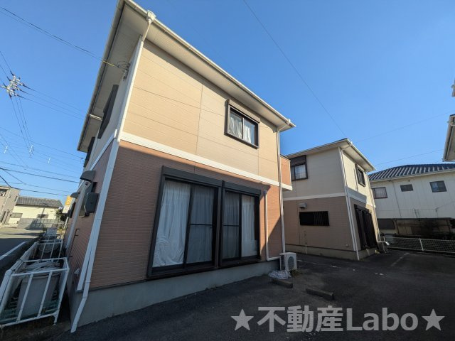 ひまわりタウン青木の駐車場