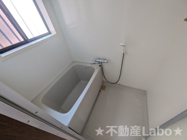 ひまわりタウン青木の浴室