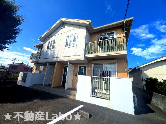 コーポファブレスBの外観