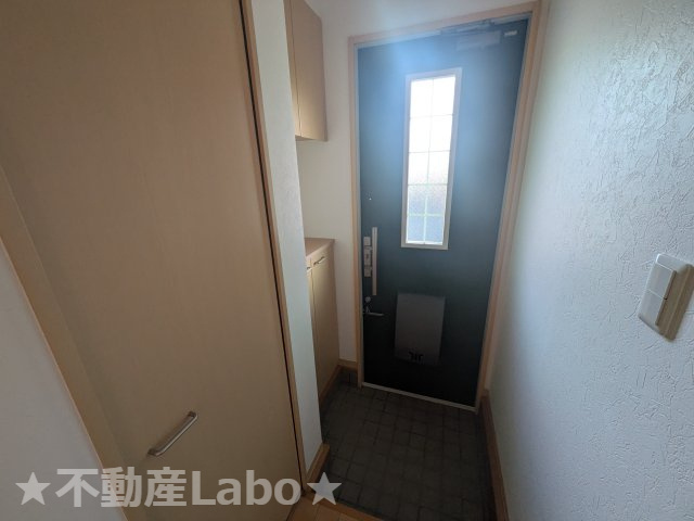 コーポファブレスBの玄関