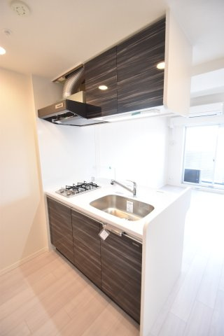 大阪市城東区新喜多１丁目の賃貸マンションのキッチン