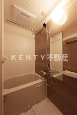 【浴室】 | RELUXIA横濱鶴見Ⅲ | 日々の疲れを癒すお風呂付です