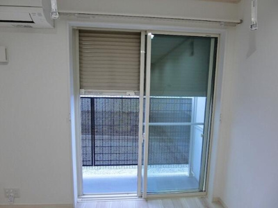 【収納】 | ハーミットクラブハウス横浜元町 | １階は安心の防犯シャッター付き