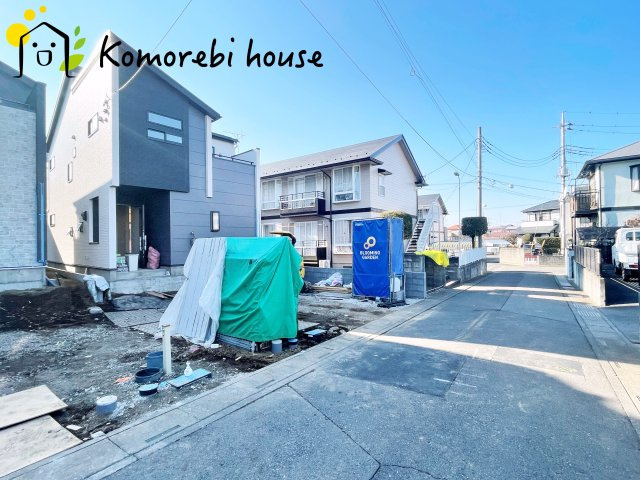 上尾市原市　14期　新築一戸建て　ブルーミングガーデン　01の前面道路含む現地写真|撮影：'25/12/05