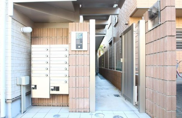 WillowS沼袋のエントランス