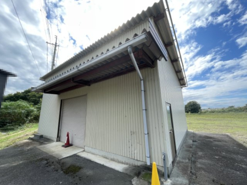 高島市安曇川町北船木中古倉庫の外観