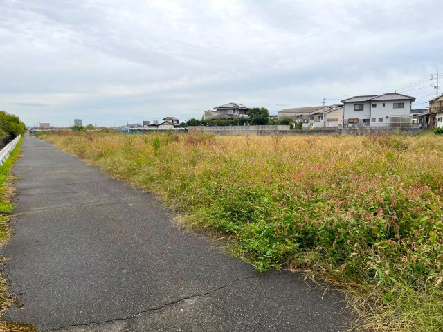 玉島八島売地の前面道路含む現地写真
