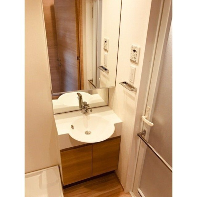 【独立洗面台】 | エスタート品川戸越Ⅱ