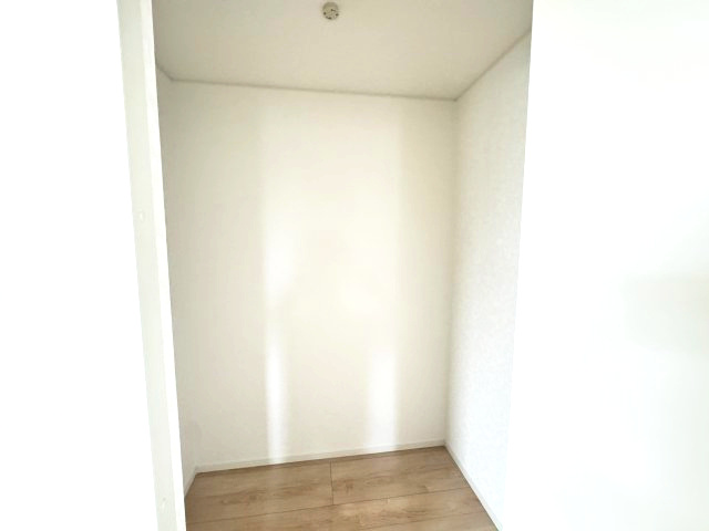 クレイドルガーデン前橋市関根町第3　１号棟の収納|2階洋室1収納：ウォークインクローゼットです。