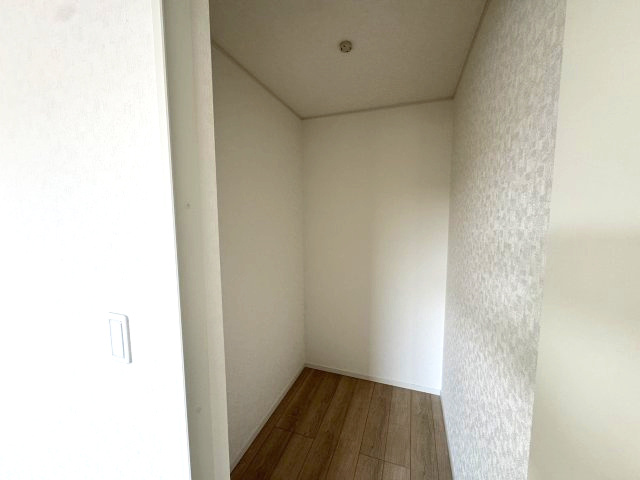 クレイドルガーデン前橋市関根町第3　１号棟の収納|2階洋室1収納：ウォークインクローゼットです。