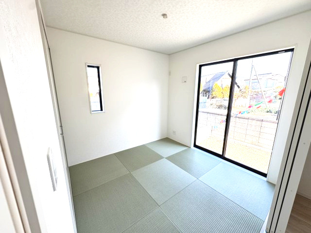 クレイドルガーデン前橋市関根町第3　１号棟の和室|4.5帖和室。客間としてもご利用頂けます。