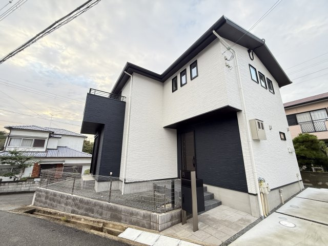 三木市自由が丘本町１丁目新築戸建の外観