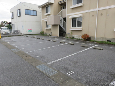 【駐車場】 | リバーサイドコーポ