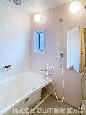 デューク沼口Ｄ棟の浴室