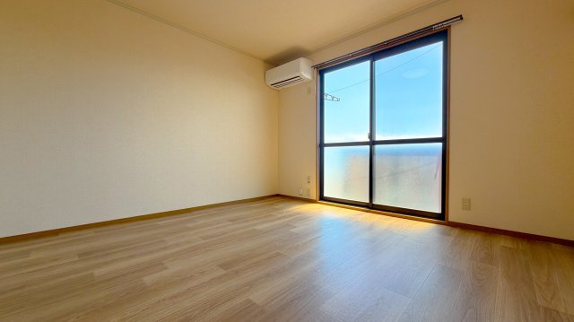 シャルマンSの洋室